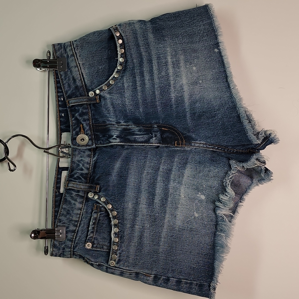 Size 27 band of gypsies Charlotte cut off style highrise shorts C65